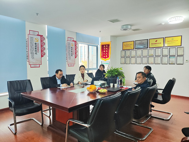 国外客户来访MG不朽情缘能源，交流洽谈持续不断！